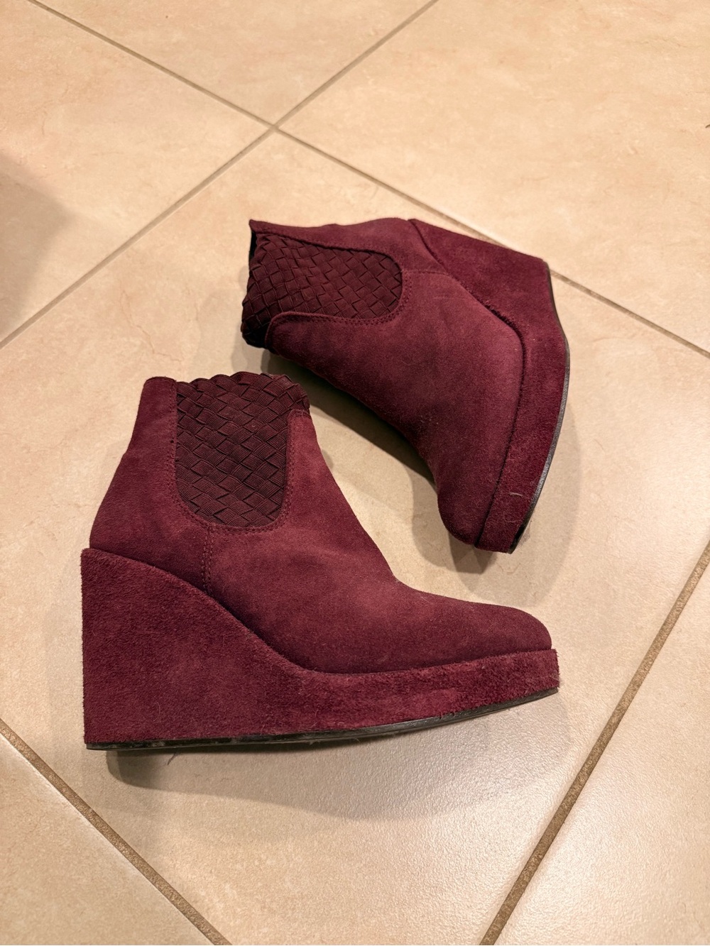 Women's Burgundy Suede Wedge Ankle Booties